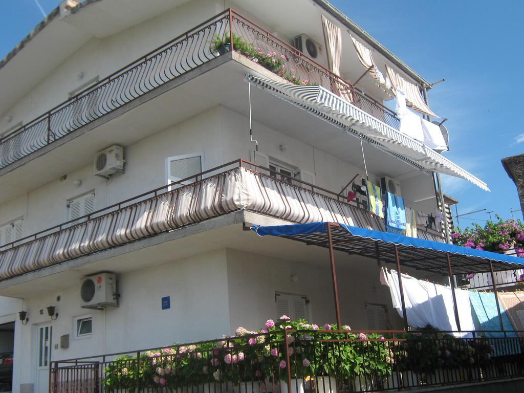 Apartments Culav Макарска Екстериор снимка
